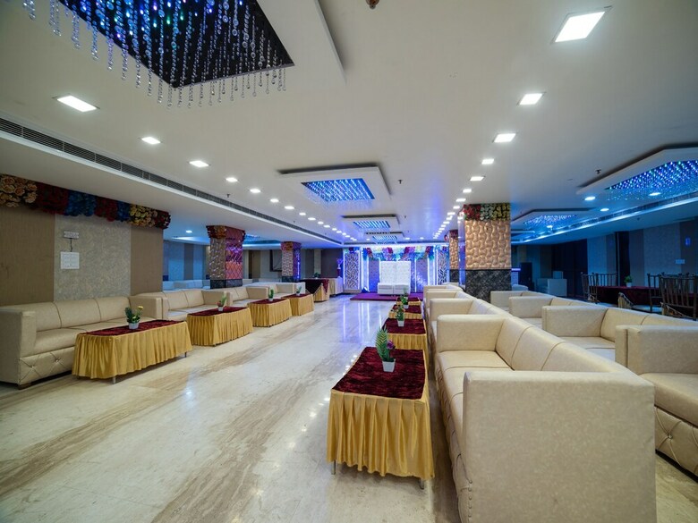 Hotel Oyo 22527 Supreme Residency