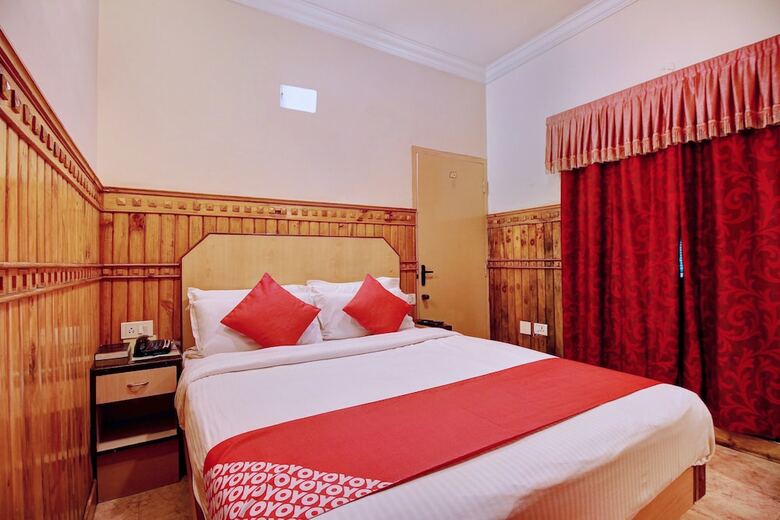 Hotel Oyo 1611 Pine Borough Inn