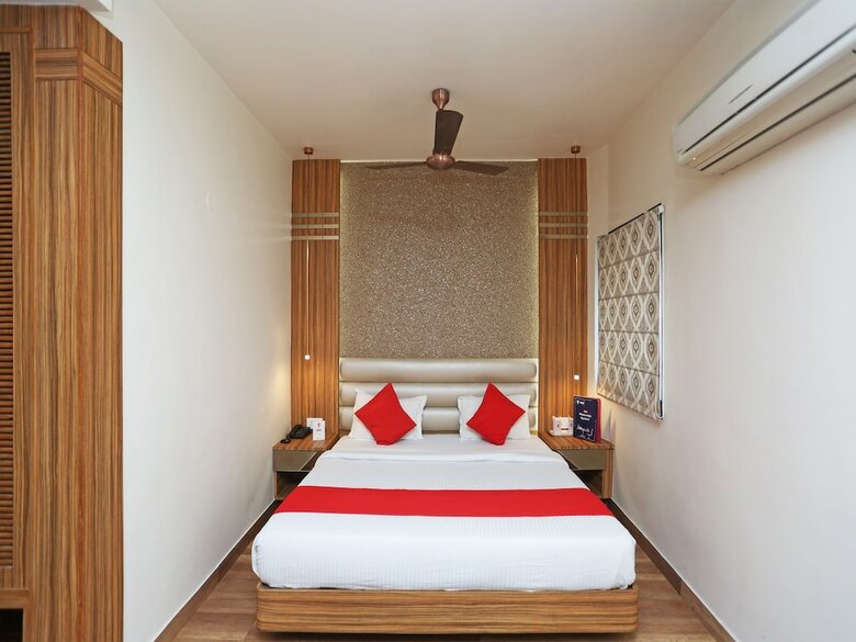 Capital O 3844 Hotel Kd Palace
