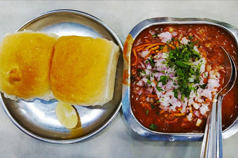 Oyo 22792 Hotel Jayratna