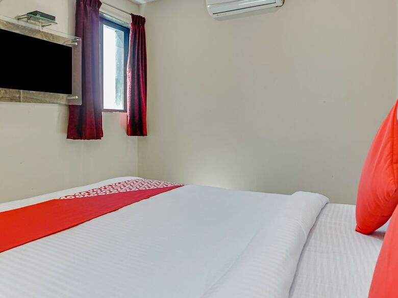 Oyo 22571 Hotel Sarathi