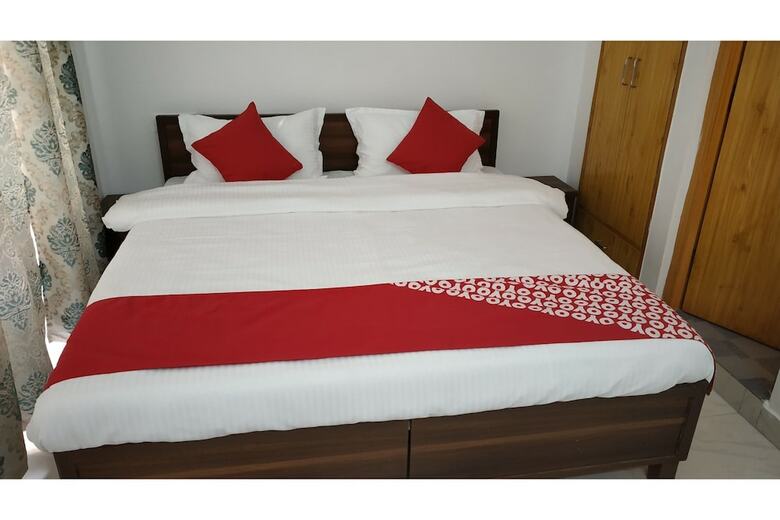 Oyo 22571 Hotel Sarathi