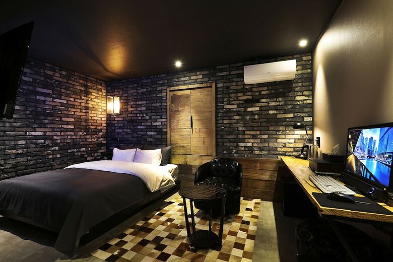 A-vant Hotel