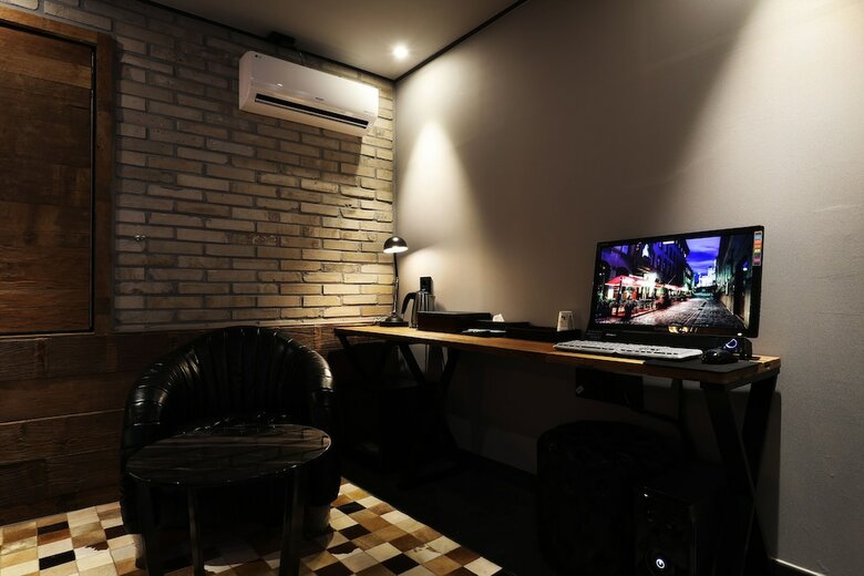 A-vant Hotel