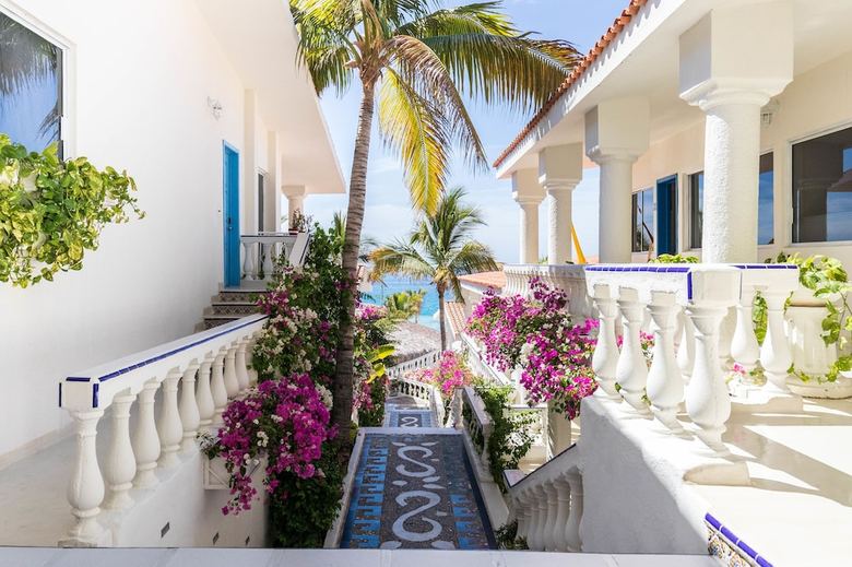 Hotel Mar Del Cabo By Velas Resorts