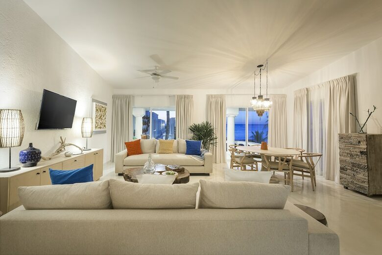 Hotel Mar Del Cabo By Velas Resorts