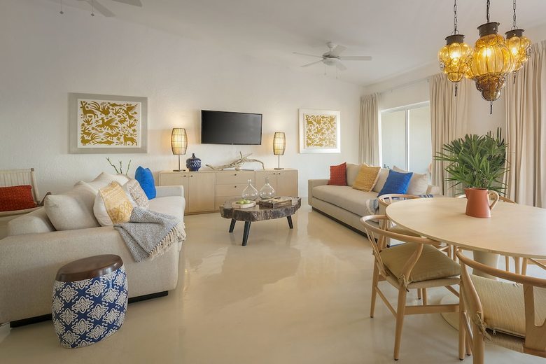 Hotel Mar Del Cabo By Velas Resorts