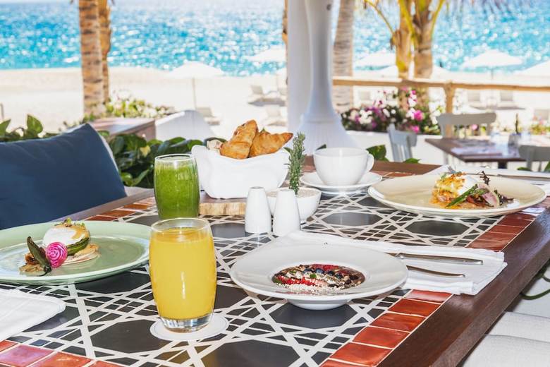 Hotel Mar Del Cabo By Velas Resorts