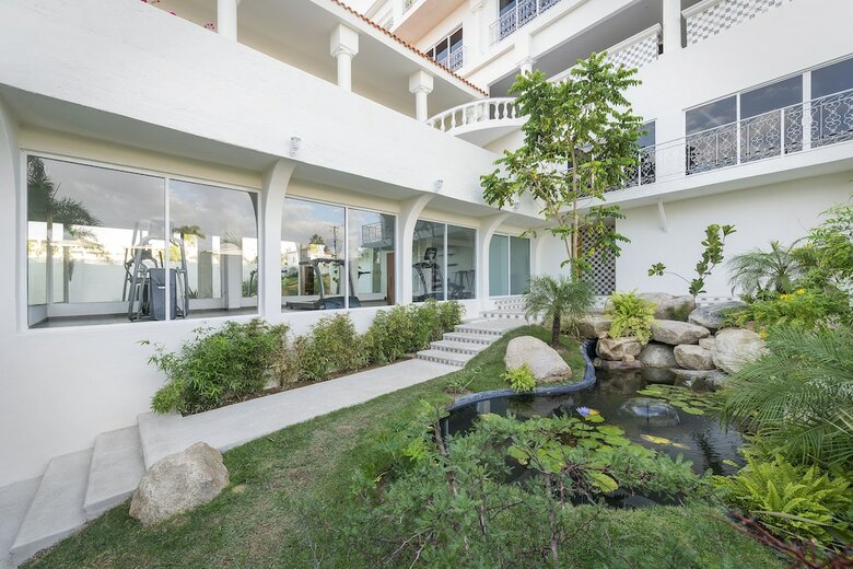 Hotel Mar Del Cabo By Velas Resorts