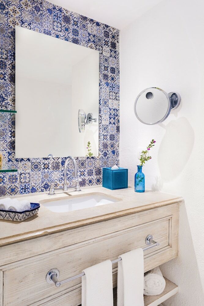 Hotel Mar Del Cabo By Velas Resorts