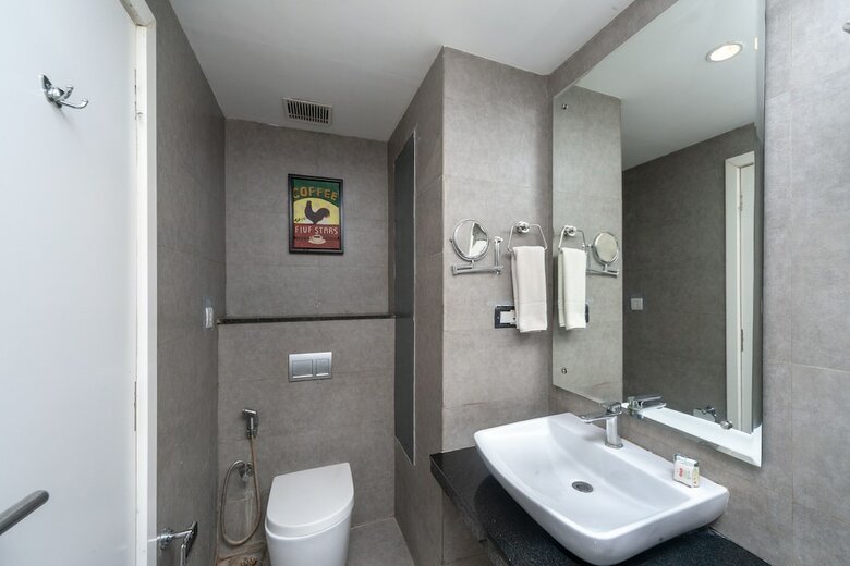 Hotel Edition O 30024 The Banyan Poonamallee