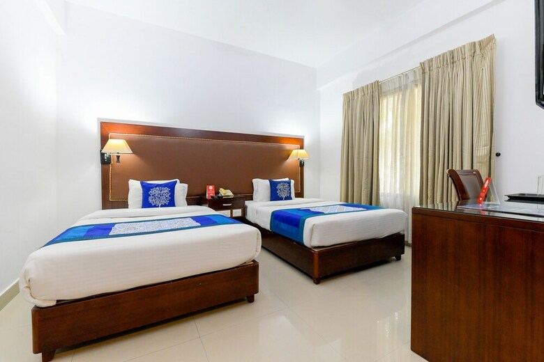 Hotel Capital O 23079 Ajantha Regency
