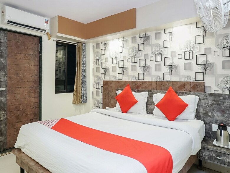 Hotel Oyo Flagship 23096 Laxmi Residency