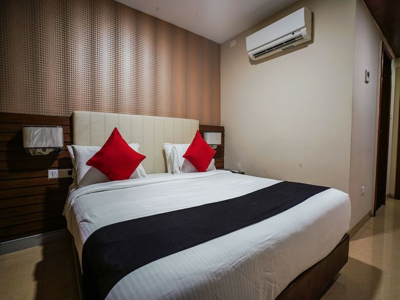 Capital O 23502 Hotel Millennium Grand