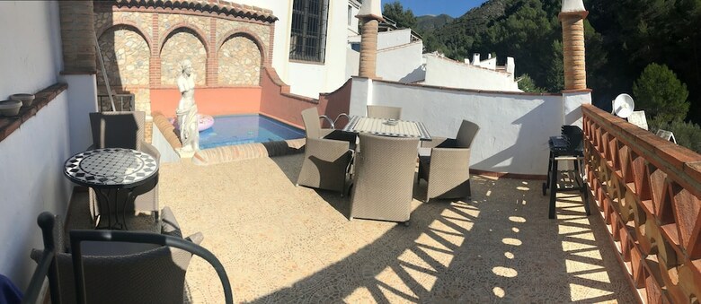 B&B The Lost Village El Acebuchal