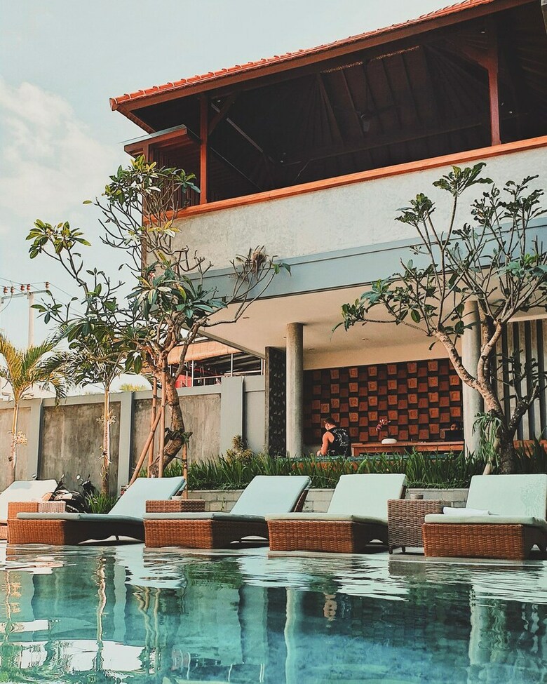 Hotel Perissos Echo Beach