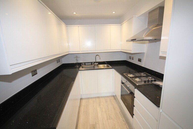 Apartamentos Holden Court