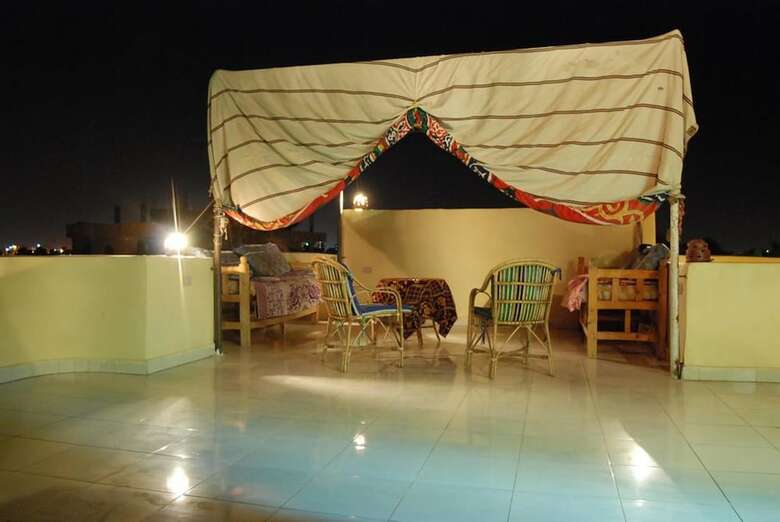 Arabesque Apartments