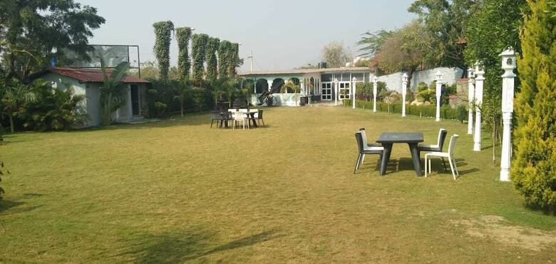Hotel Gazebo Inn Resort