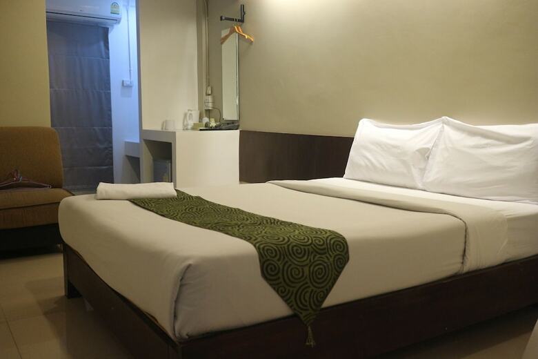 Hotel Floral Shire Resort