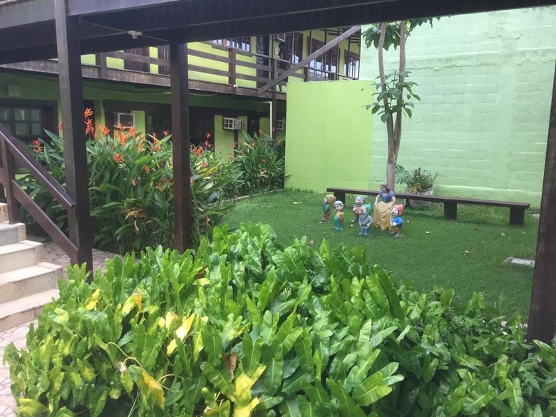 Hostal Pousada Ferradura Beach