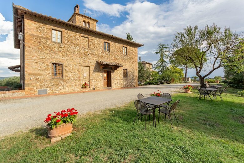 Querceto Apartments
