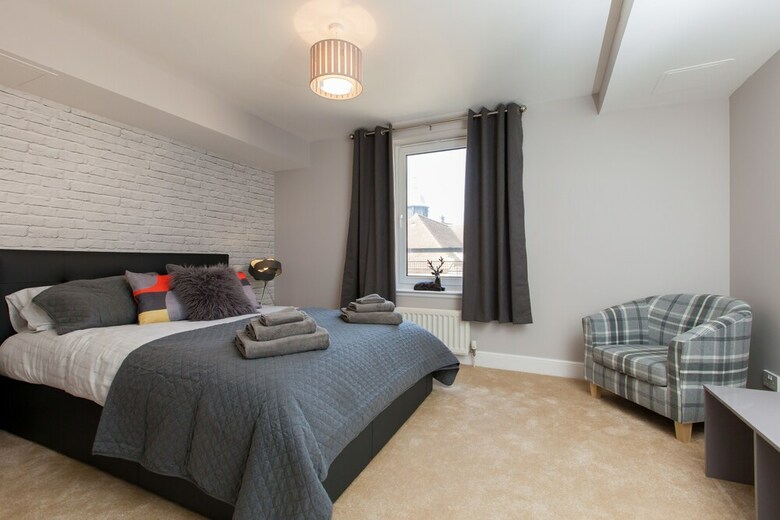 Amazing Apartments - Cables Wynd