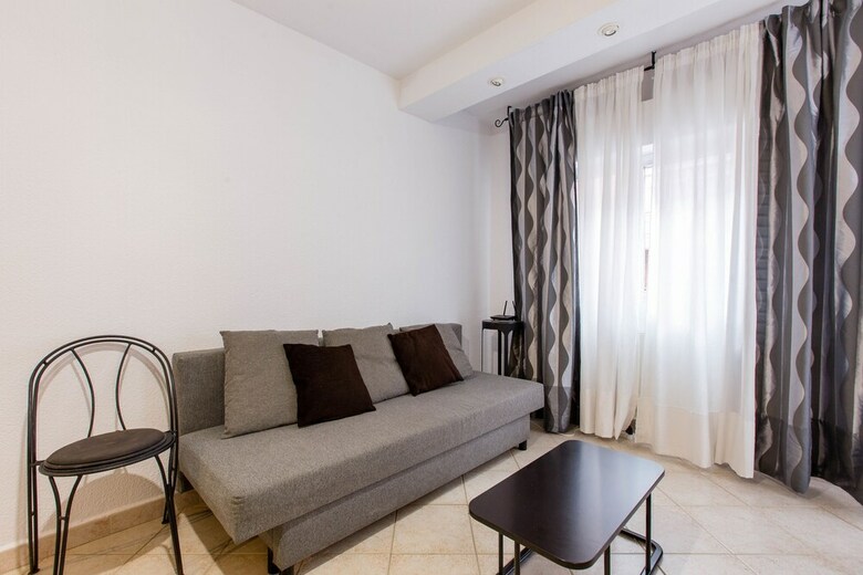 Apartamento Lucero - In Madrid (La Latina)
