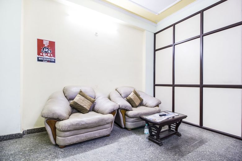 Hotel Fabexpress Airport Palace