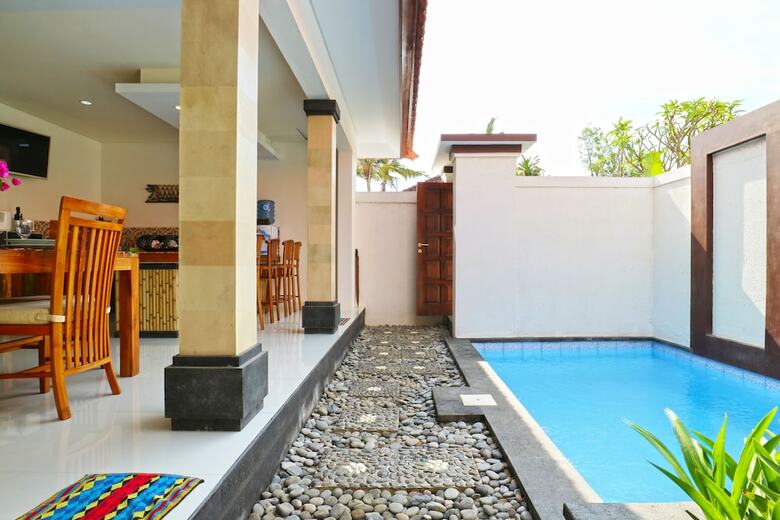 Jukung Villas Kuta