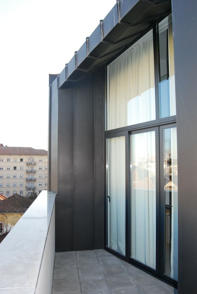 Aparthotel I Loft Porto