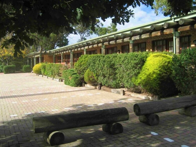 Motel Mahogany Park