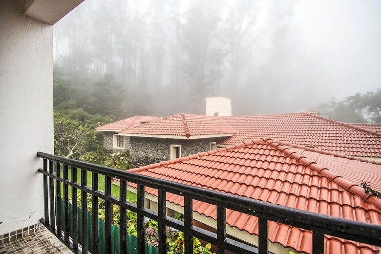 Fabhotel Green Forest