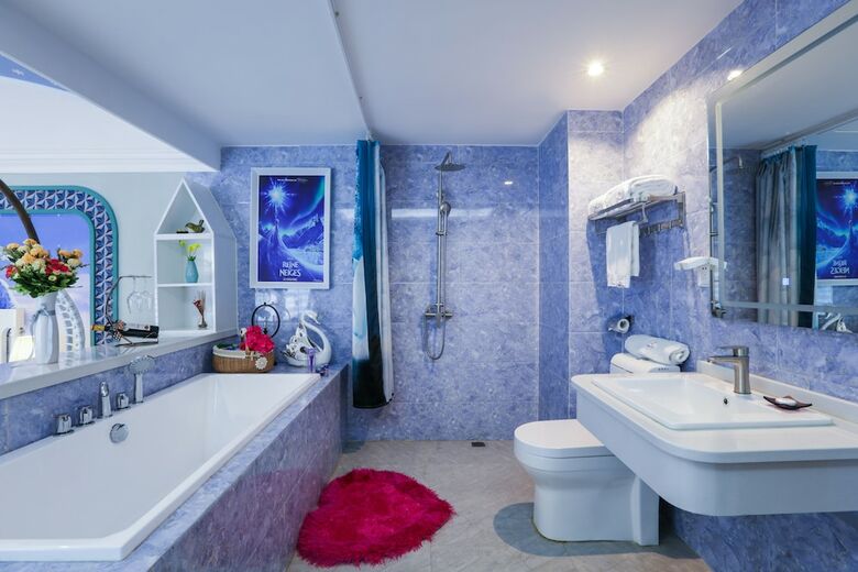L Theme Hotel Foshan