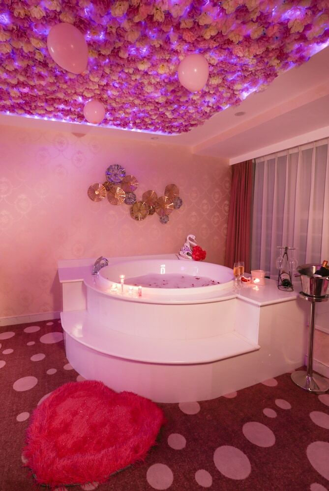 L Theme Hotel Foshan