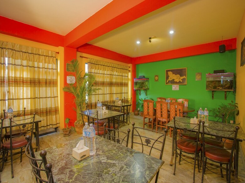 Oyo 240 Hotel Aagan