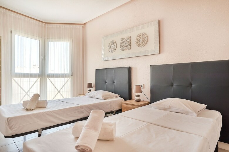Apartamentos Espanhouse Bazan