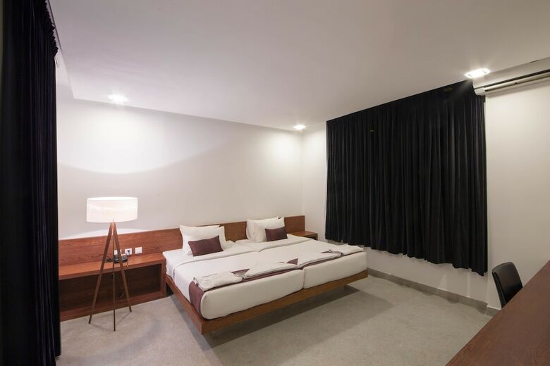 Hotel Corduroy