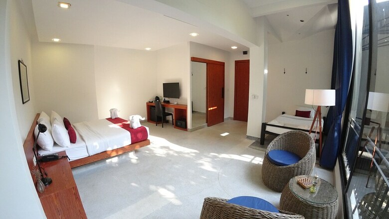 Hotel Corduroy