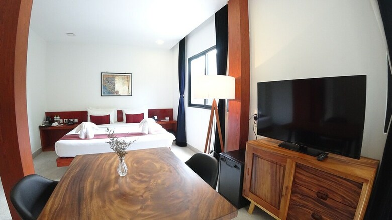 Hotel Corduroy