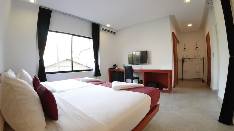 Hotel Corduroy