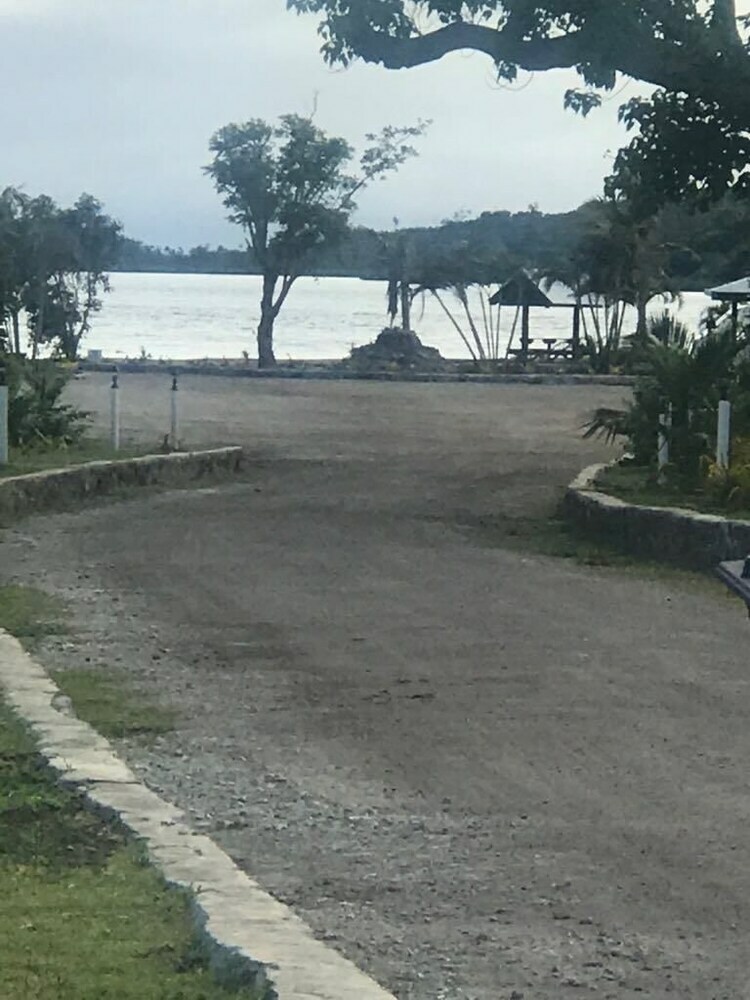 Hotel Dua Dua Beach Resort
