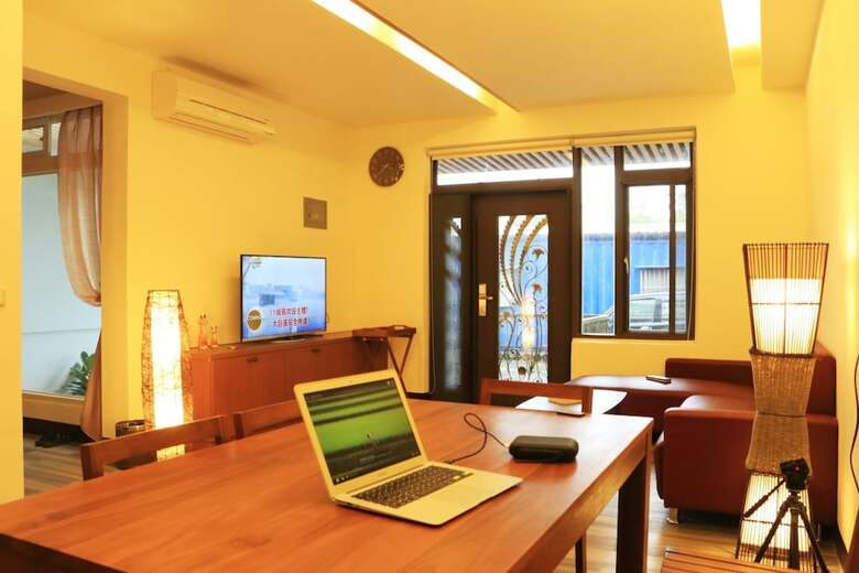 Hotel Buda Banai Homestay