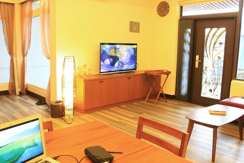 Hotel Buda Banai Homestay