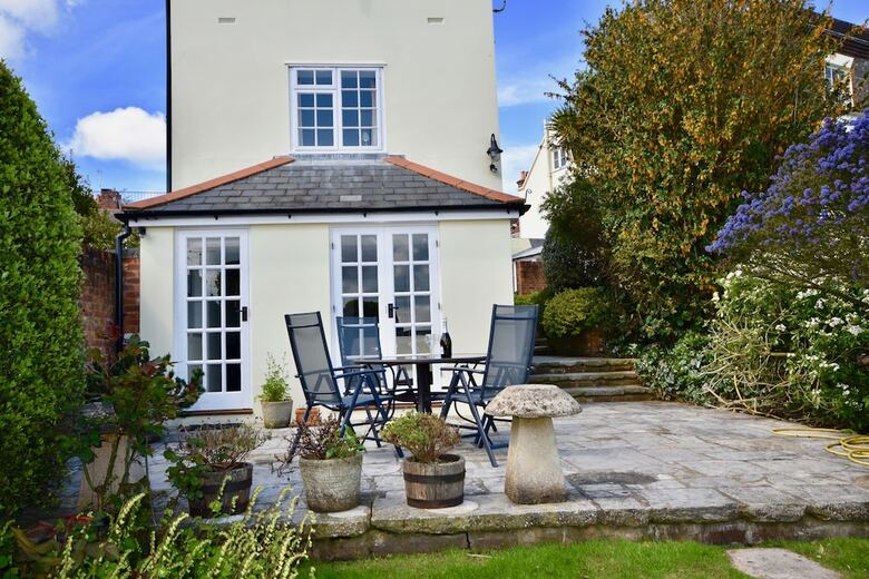 Mulberry Cottage - Cowes
