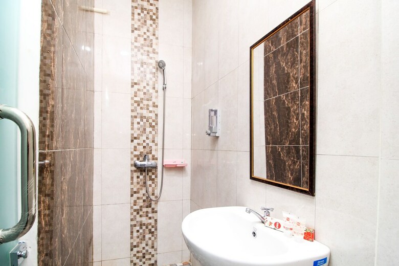 Hostal Oyo 217 A1 Hotel