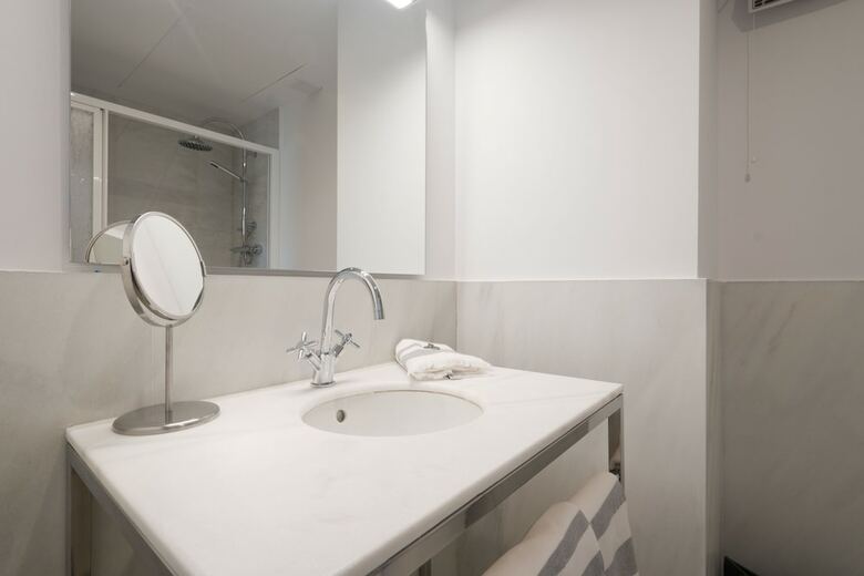Granada Luxury Apartments