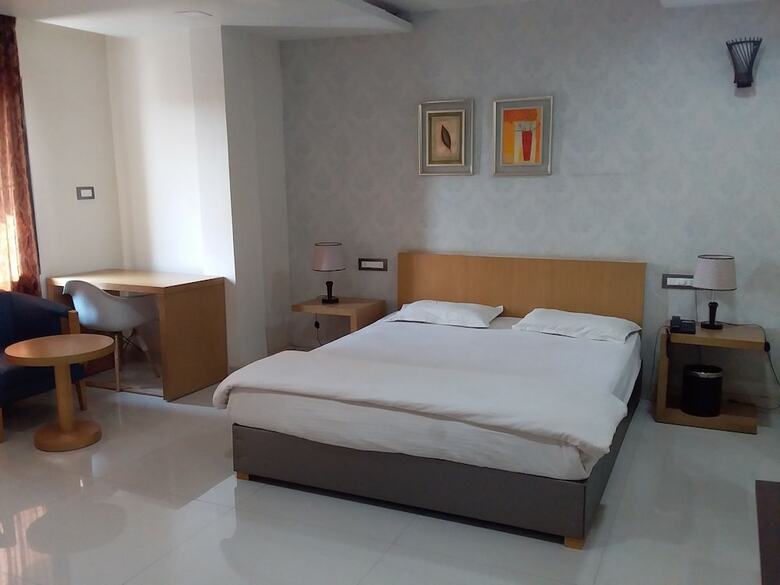 Hotel Kasturi International