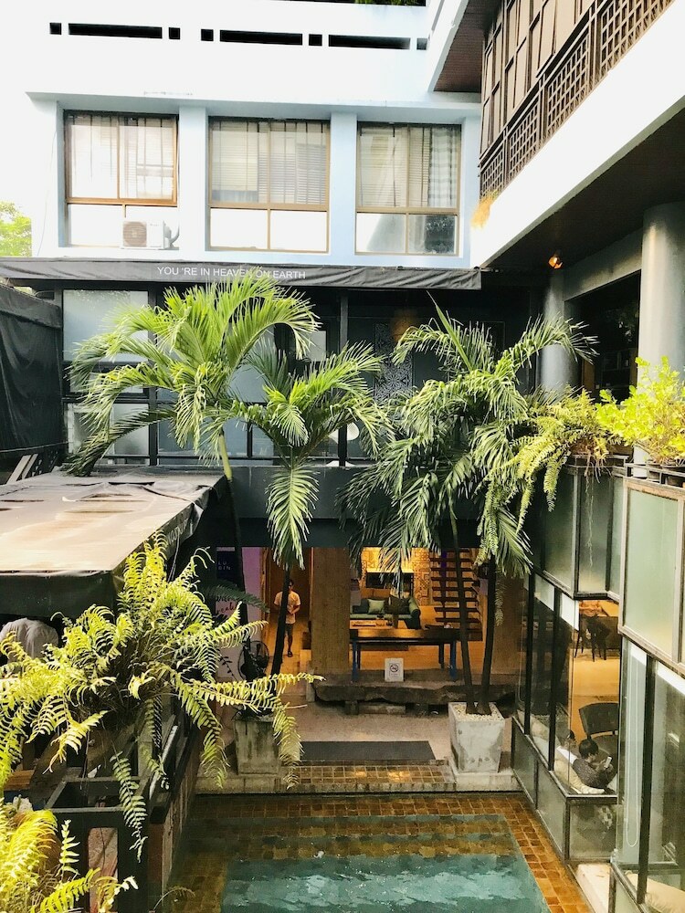 Hotel Blu Cabin Ari Stylish Gay Poshtel