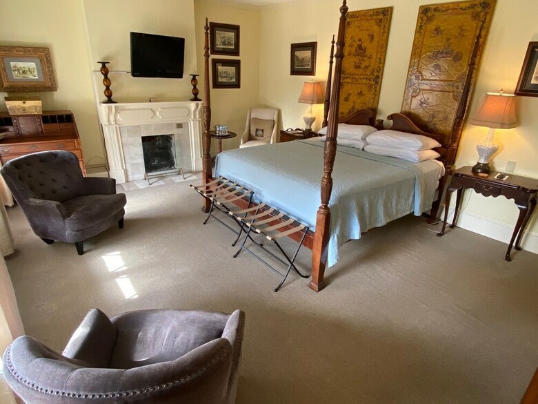 Bed & Breakfast Foley House Inn